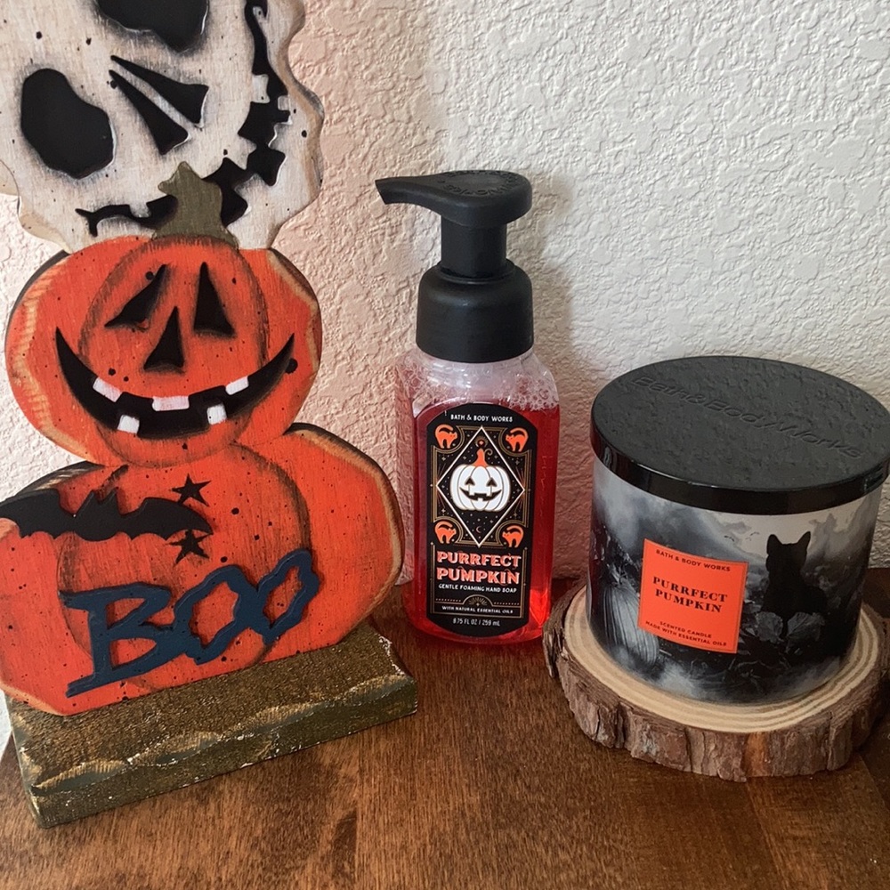 NEW Bath & Body Works Perfect Pumpkin Candle & Soap bundle